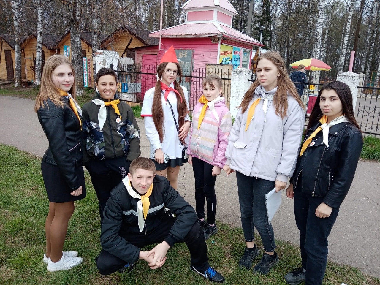 100-летию со дня основания Всесоюзной пионерской организации им. В. И. Ленина