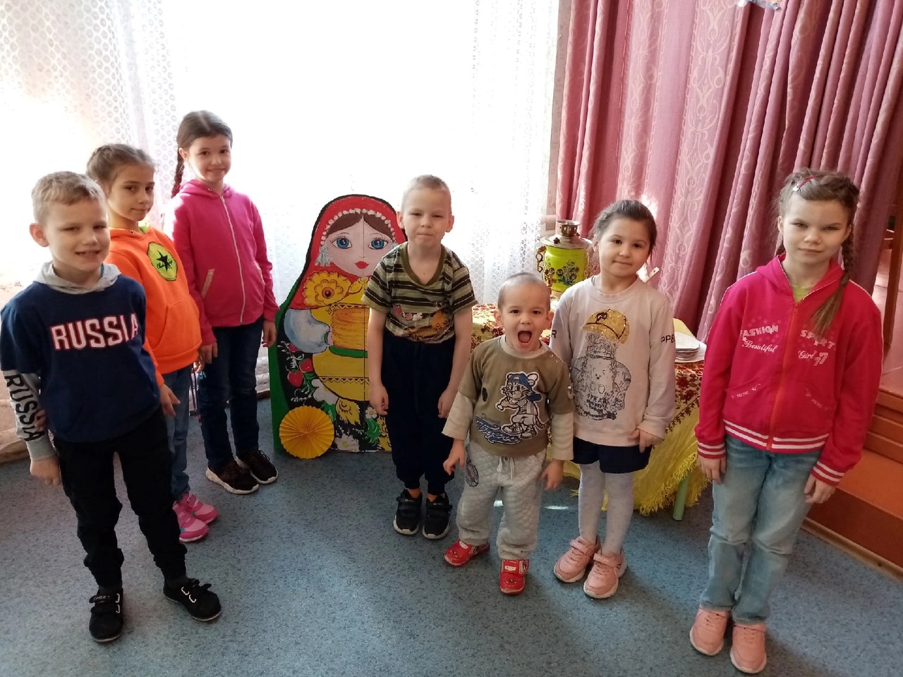 На празднике "Масленица" в Воскресной школе