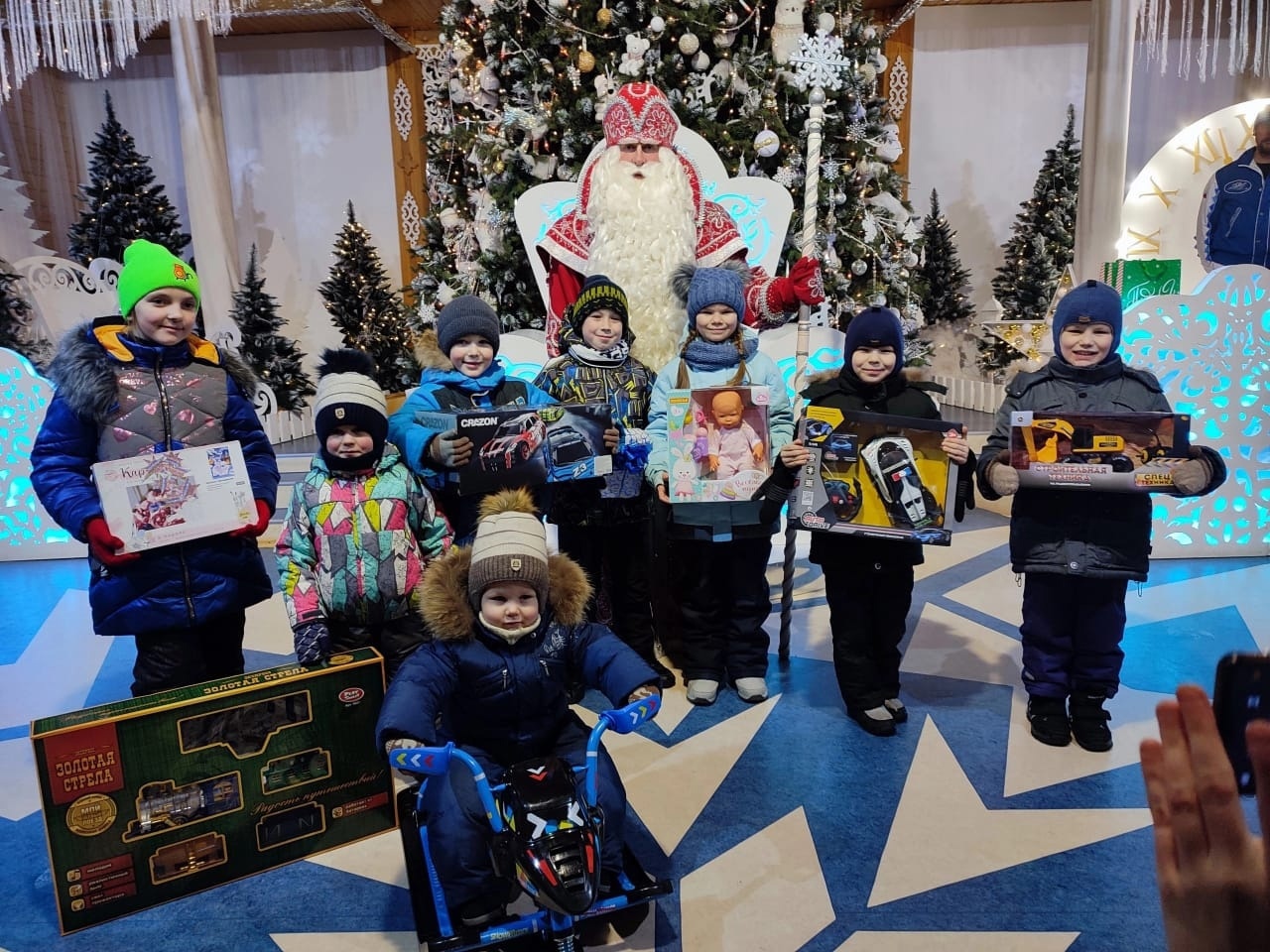 ЧУДЕСА ПОД НОВЫЙ ГОД